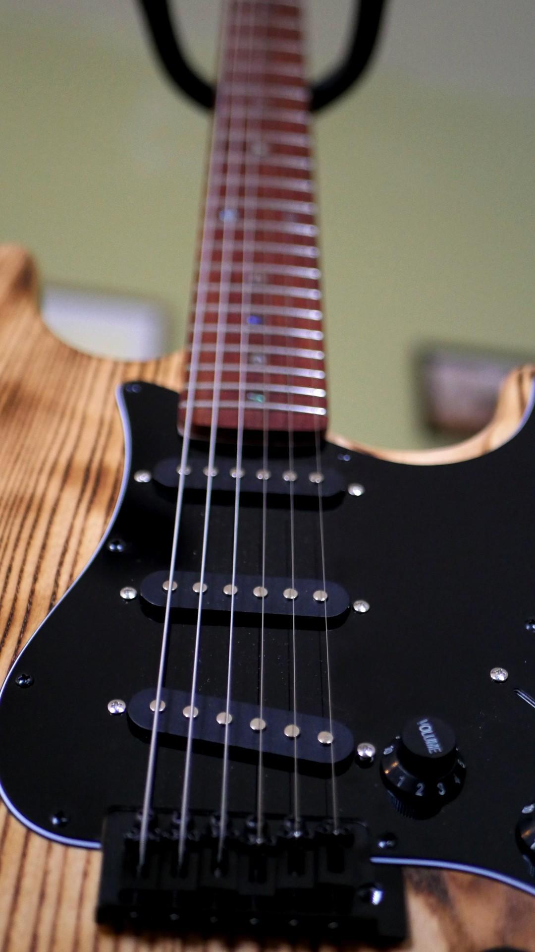 Christopher B. S-style Ash guitar build - finished guitar
